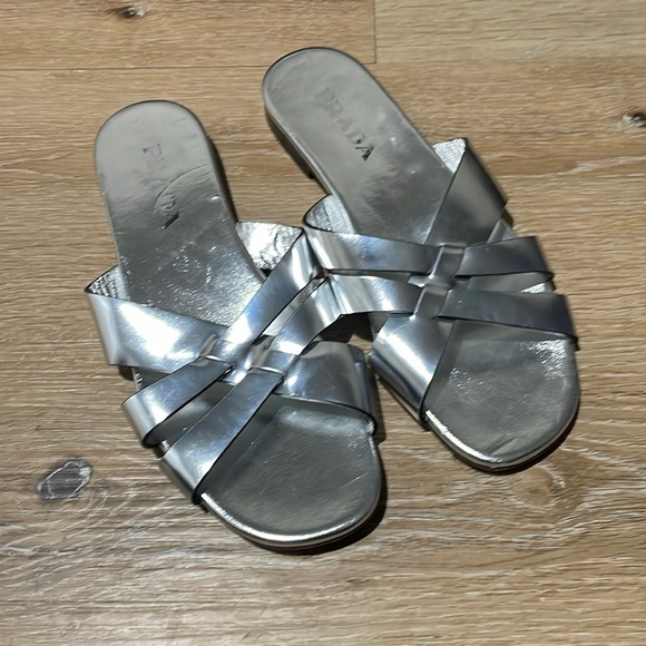 Prada Metallic Leather Slides, tribute style, excellent used condition size 39 - Picture 1 of 4